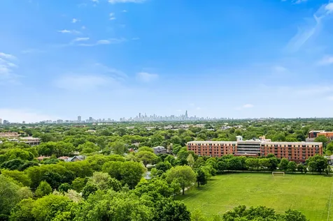 7061 North Kedzie Avenue Chicago IL 60645