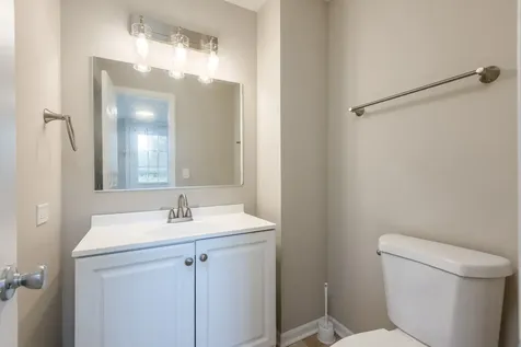 9804 North Lauren Lane Niles IL 60714