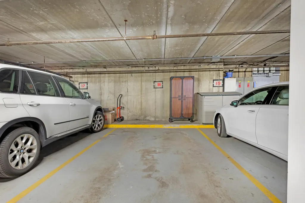 5500 Carriageway Drive Rolling Meadows IL 60008