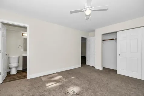 902 3RD Street Mchenry IL 60050