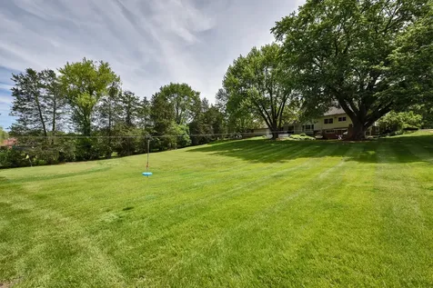 144 Highland Road Inverness IL 60067