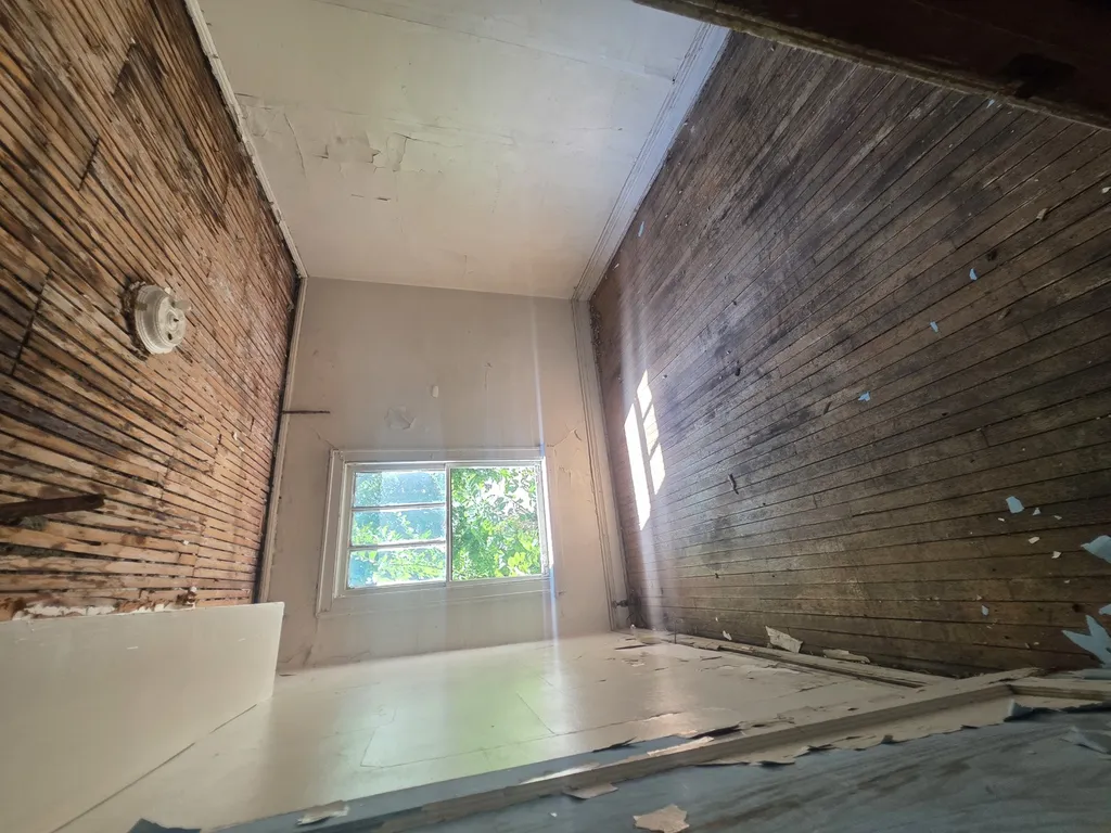 5124 West Kinzie Avenue Chicago IL 60644