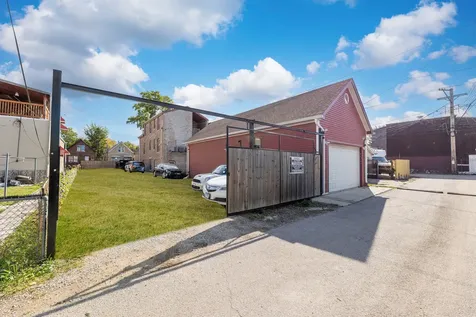 820 North Monticello Avenue Chicago IL 60651
