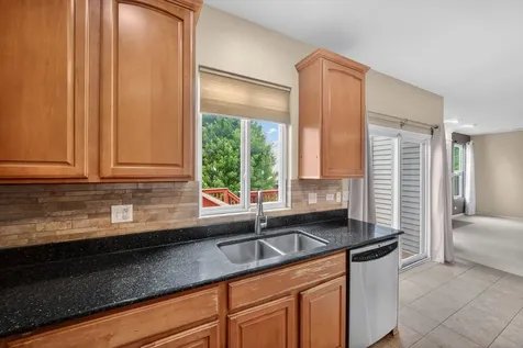 321 Parker Place Oswego IL 60543