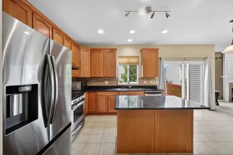 321 Parker Place Oswego IL 60543