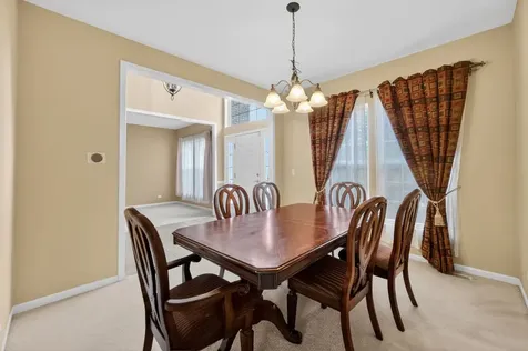 321 Parker Place Oswego IL 60543