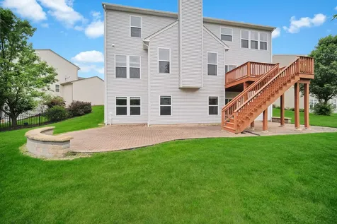 321 Parker Place Oswego IL 60543