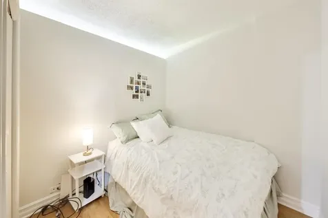 2930 North Sheridan Road Chicago IL 60657