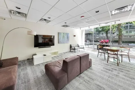 2930 North Sheridan Road Chicago IL 60657