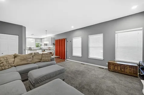 1220 Sedgewood Trail Algonquin IL 60102