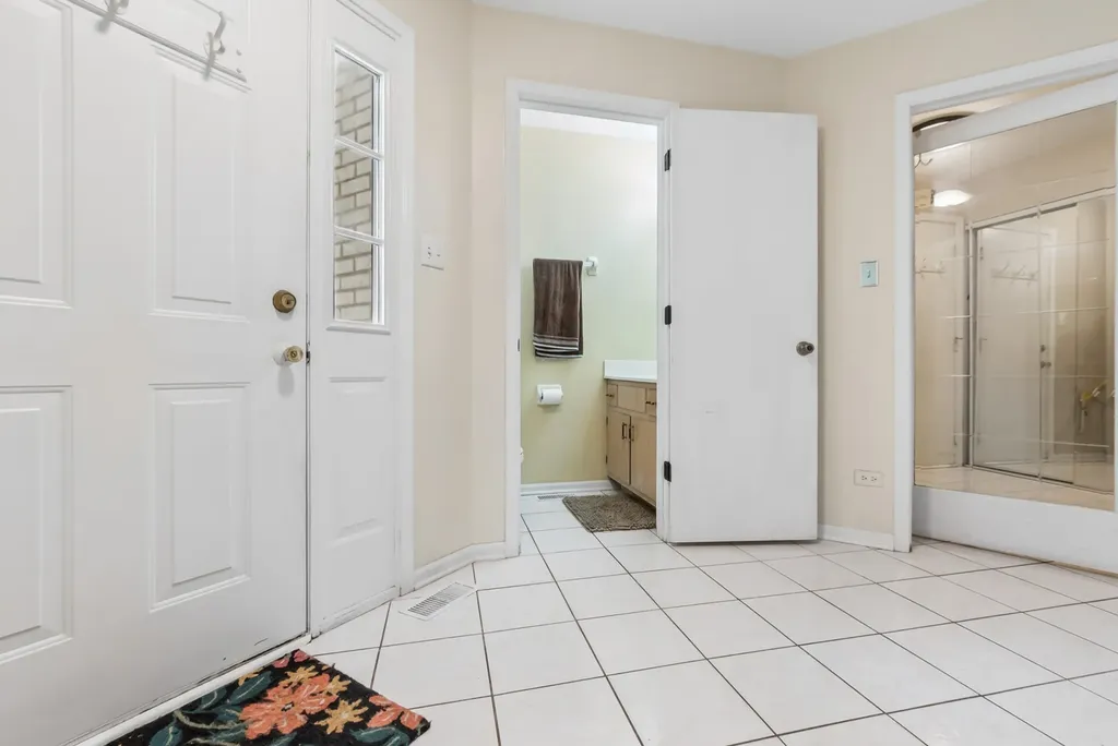 15722 Centennial Drive Orland Park IL 60462