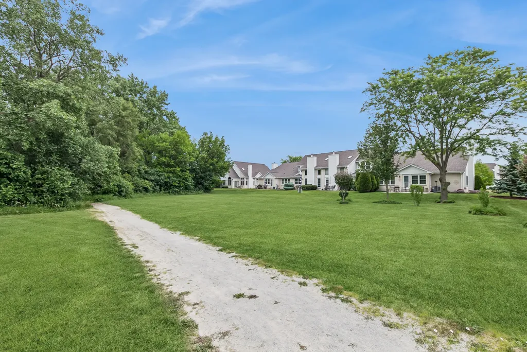 15722 Centennial Drive Orland Park IL 60462