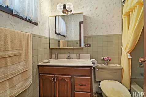 11012 Lucas Road Woodstock IL 60098
