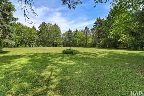 11012 Lucas Road Woodstock IL 60098