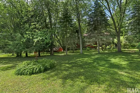11012 Lucas Road Woodstock IL 60098