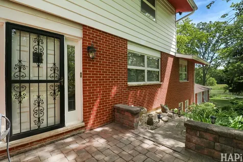 11012 Lucas Road Woodstock IL 60098