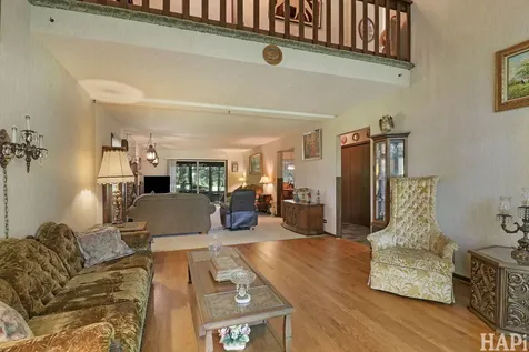 11012 Lucas Road Woodstock IL 60098