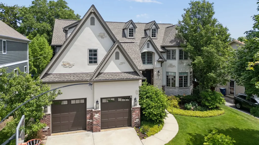 4529 Sherwood Avenue Downers Grove IL 60515