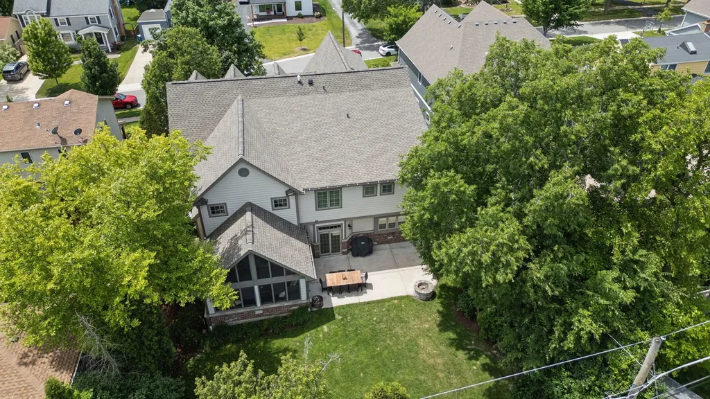 4529 Sherwood Avenue Downers Grove IL 60515