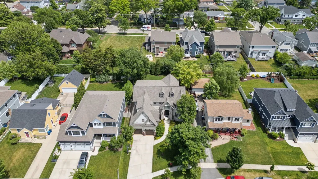 4529 Sherwood Avenue Downers Grove IL 60515