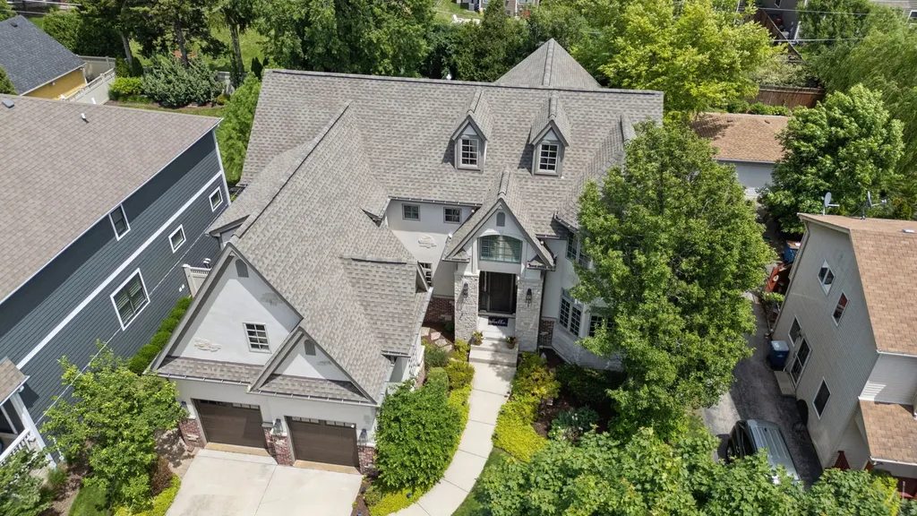 4529 Sherwood Avenue Downers Grove IL 60515