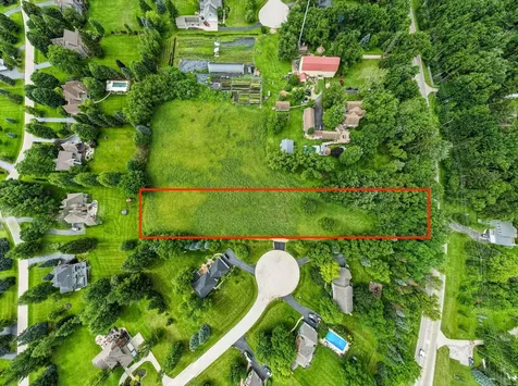 14.17.426.012 Bridlewood Lane Crystal Lake IL 60012
