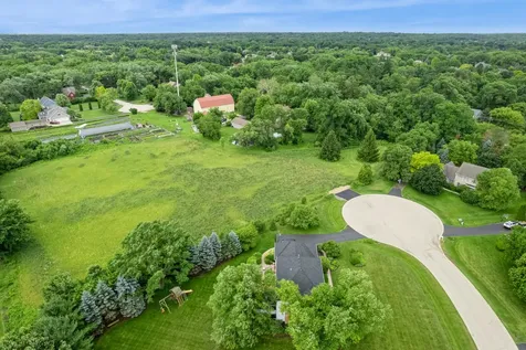 14.17.426.012 Bridlewood Lane Crystal Lake IL 60012