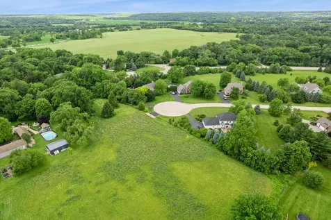 14.17.426.012 Bridlewood Lane Crystal Lake IL 60012