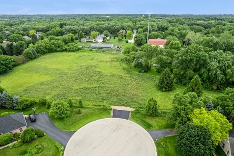 14.17.426.012 Bridlewood Lane Crystal Lake IL 60012