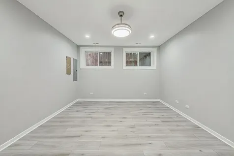 6626 South Ingleside Avenue Chicago IL 60637