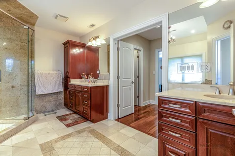 3445 Pynsky Road Glenview IL 60026