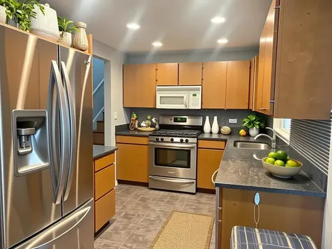 33338 North Sears Boulevard Grayslake IL 60030