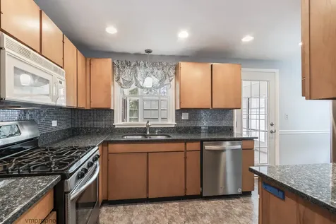 33338 North Sears Boulevard Grayslake IL 60030