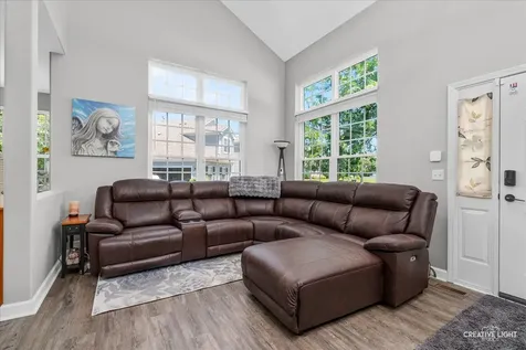 265 Grays Drive Oswego IL 60543