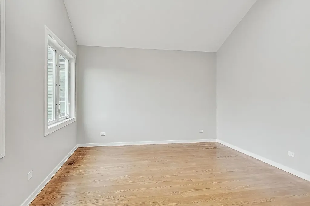 6626 South Ingleside Avenue Chicago IL 60637