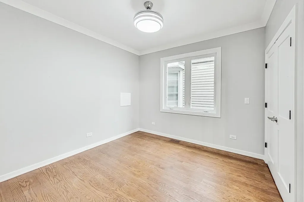 6626 South Ingleside Avenue Chicago IL 60637