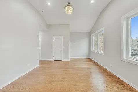 6626 South Ingleside Avenue Chicago IL 60637