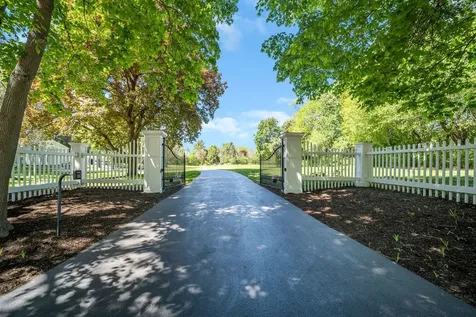 32 Otis Road Barrington Hills IL 60010