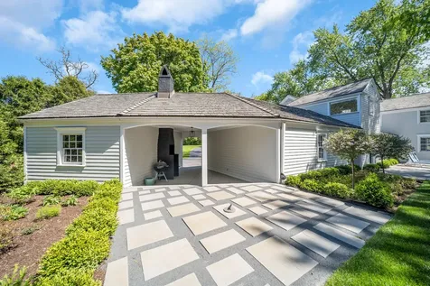 32 Otis Road Barrington Hills IL 60010