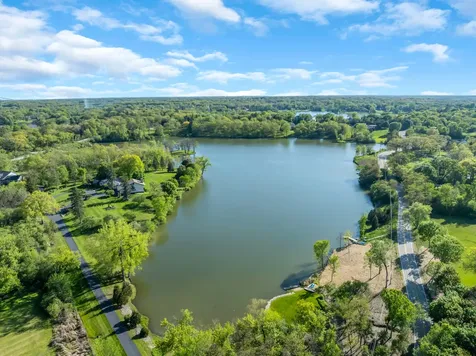 32 Otis Road Barrington Hills IL 60010