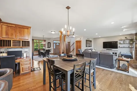 468 Rutland Road Dekalb IL 60115