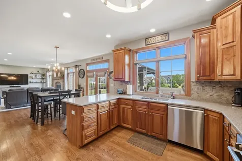 468 Rutland Road Dekalb IL 60115
