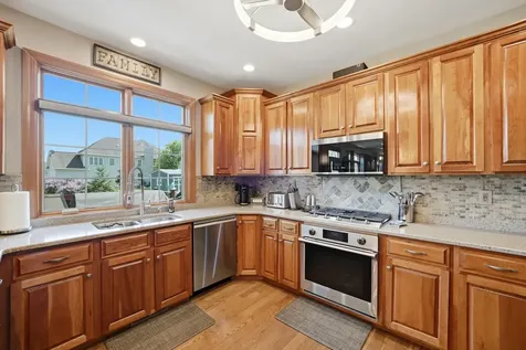 468 Rutland Road Dekalb IL 60115