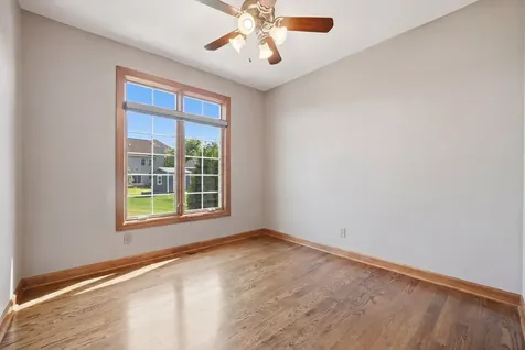 468 Rutland Road Dekalb IL 60115