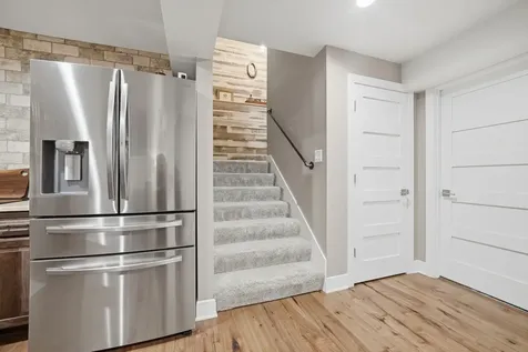 468 Rutland Road Dekalb IL 60115