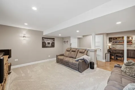 468 Rutland Road Dekalb IL 60115
