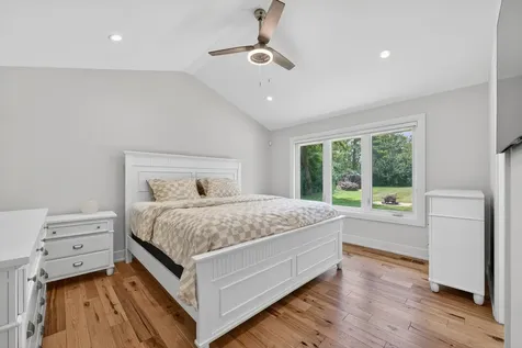 13 Eton Court South Barrington IL 60010