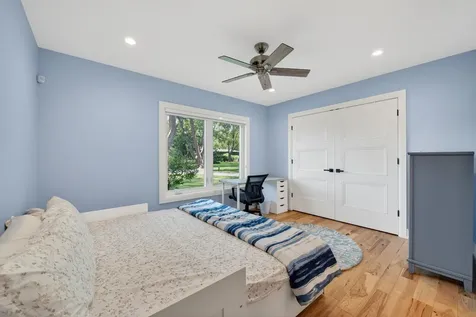 13 Eton Court South Barrington IL 60010