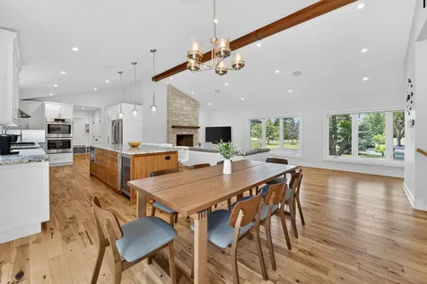 13 Eton Court South Barrington IL 60010