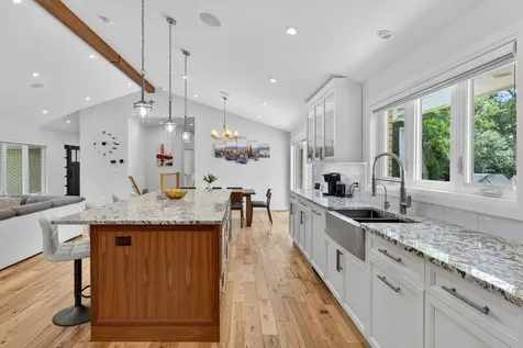 13 Eton Court South Barrington IL 60010